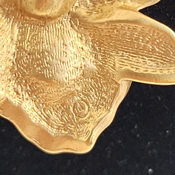 Vtg Gold Tone Pink Enamel Accent Faux Pearl Orchid Necklace - Picture 4 of 14